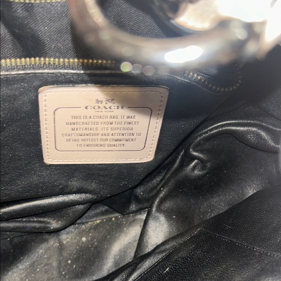 Coach Off-White Leather Shoulder Bag - Picture 5 of 7